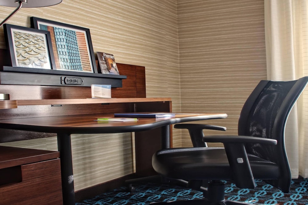 Fairfield Inn Suites Reading Wyomissing 42/51