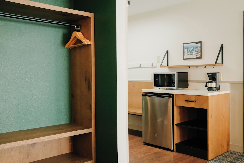 High Country Suites 48/55