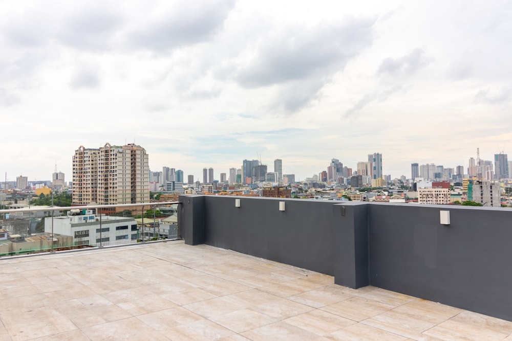 Ramada Encore by Wyndham Makati 48/50