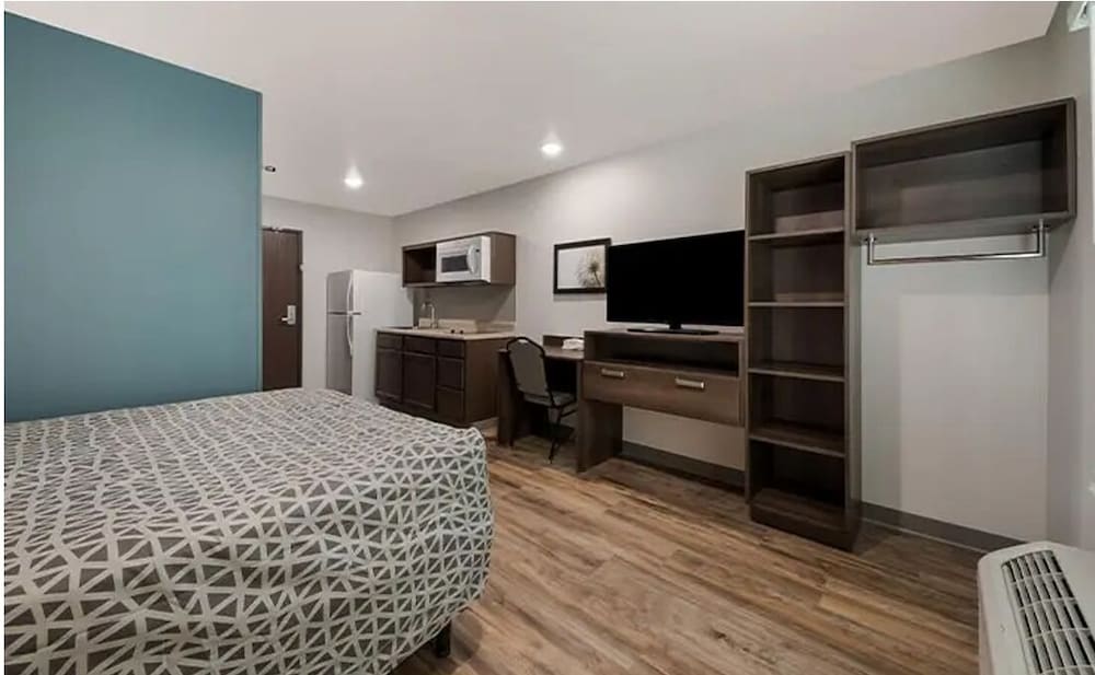 WoodSpring Suites Hermitage - Nashville Airport 6/24