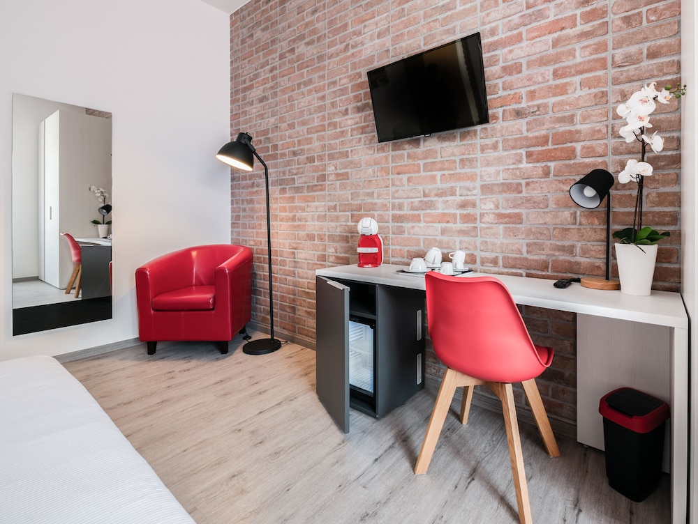 Lele Rooms San Lorenzo 37/50