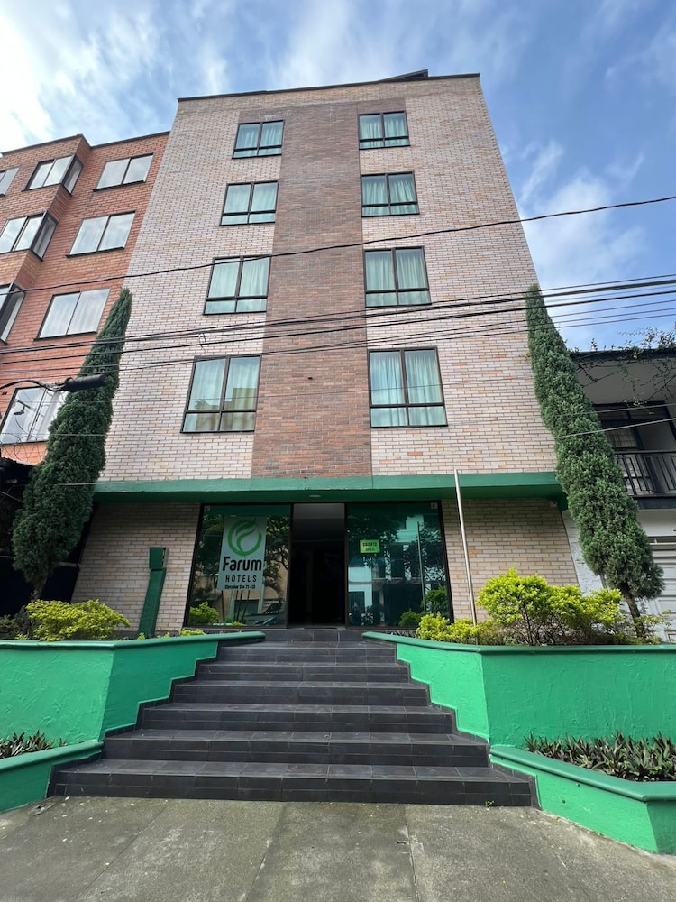 Farum Hotel 3/36