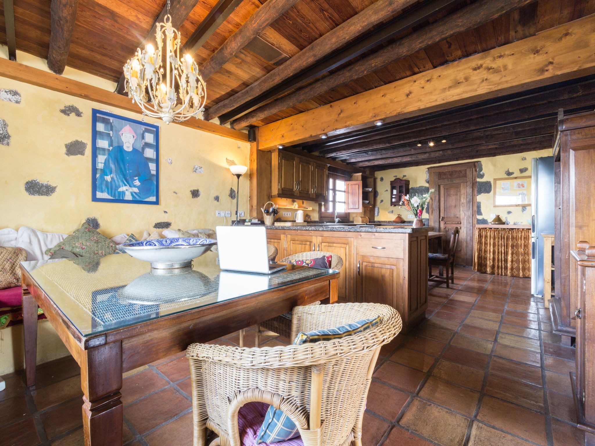 CASA TOMAREN 11/50