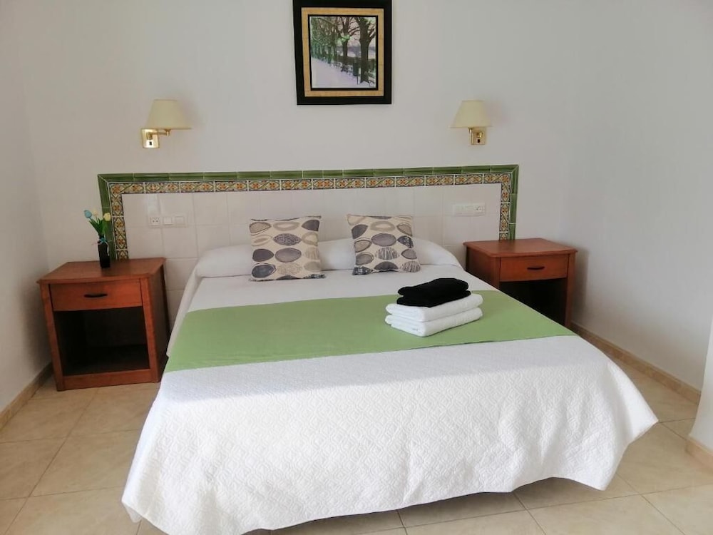 HOTEL MATALASCANAS GOLF 8/26