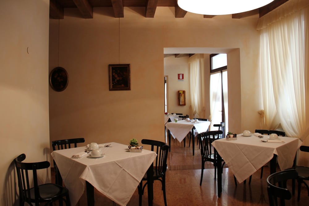 Albergo Mazzanti 49/60