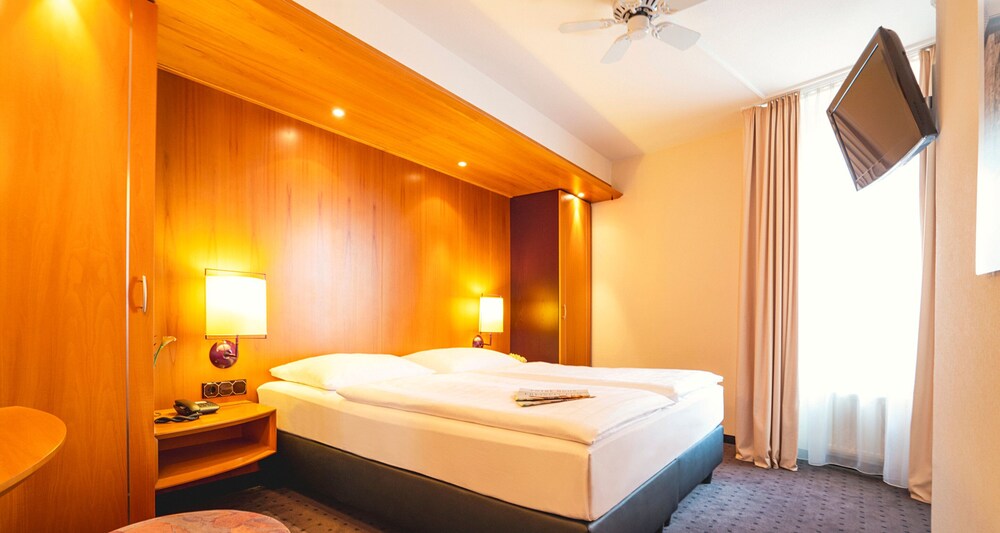 Victor's Residenz-Hotel Frankenthal 9/32