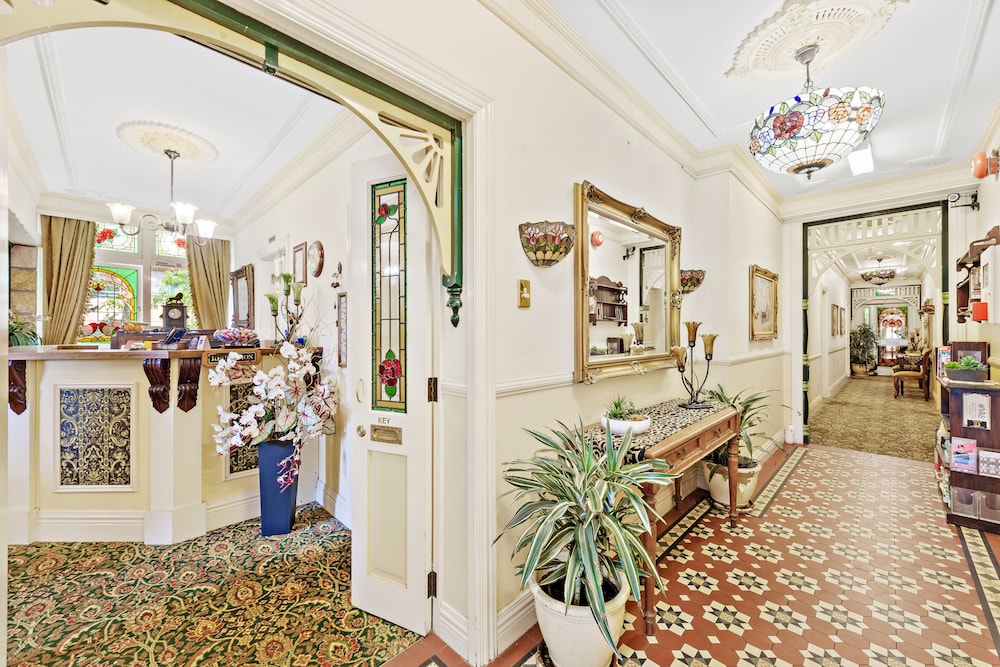 The Charrington Boutique Hotel 39/58