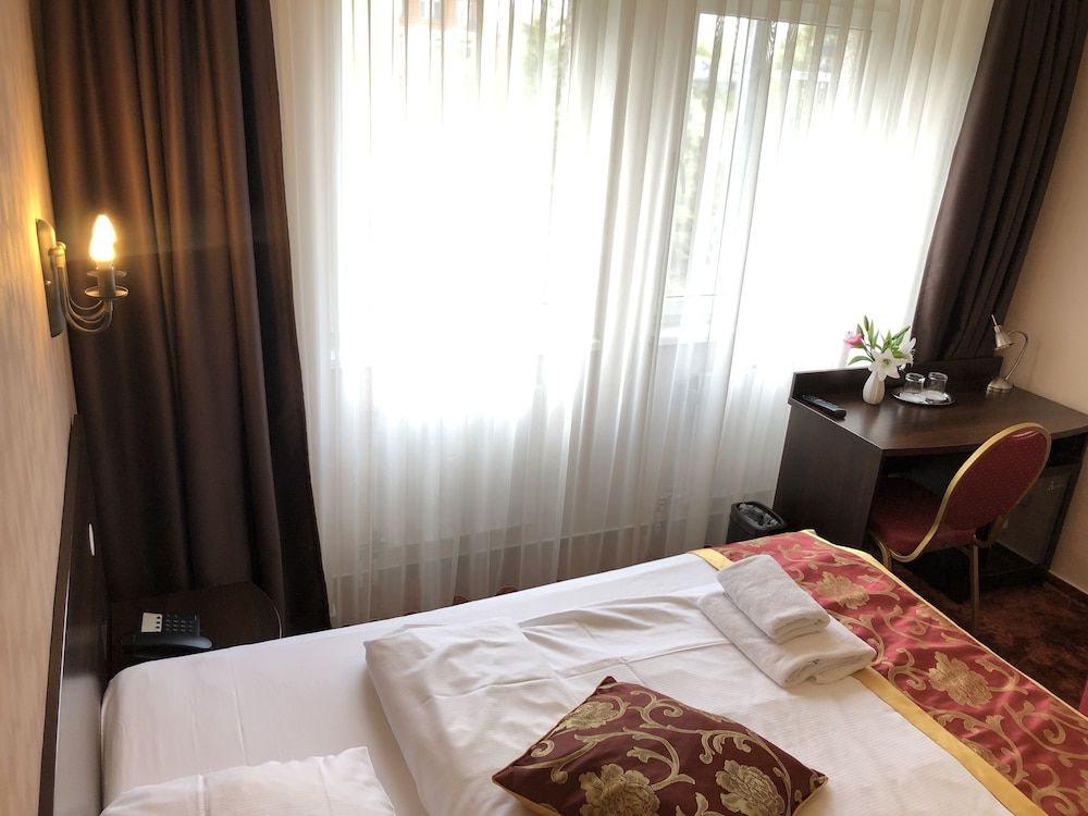 Hotel Atlas Berlin 12/36