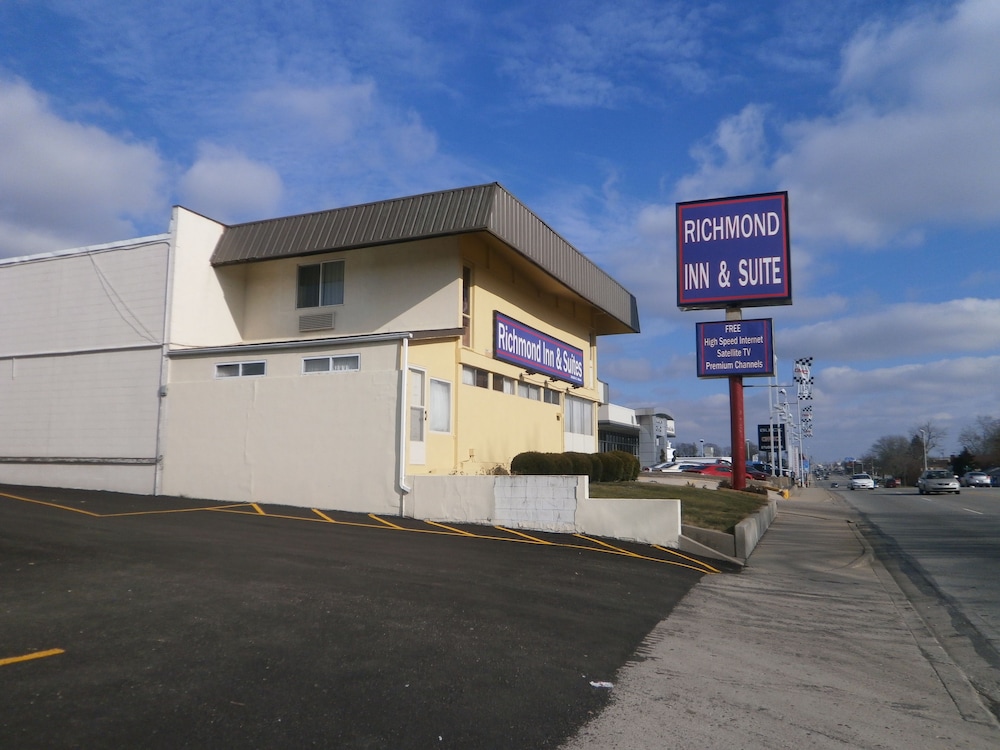 Richmond Inn & Suites in RICHMOND - IN