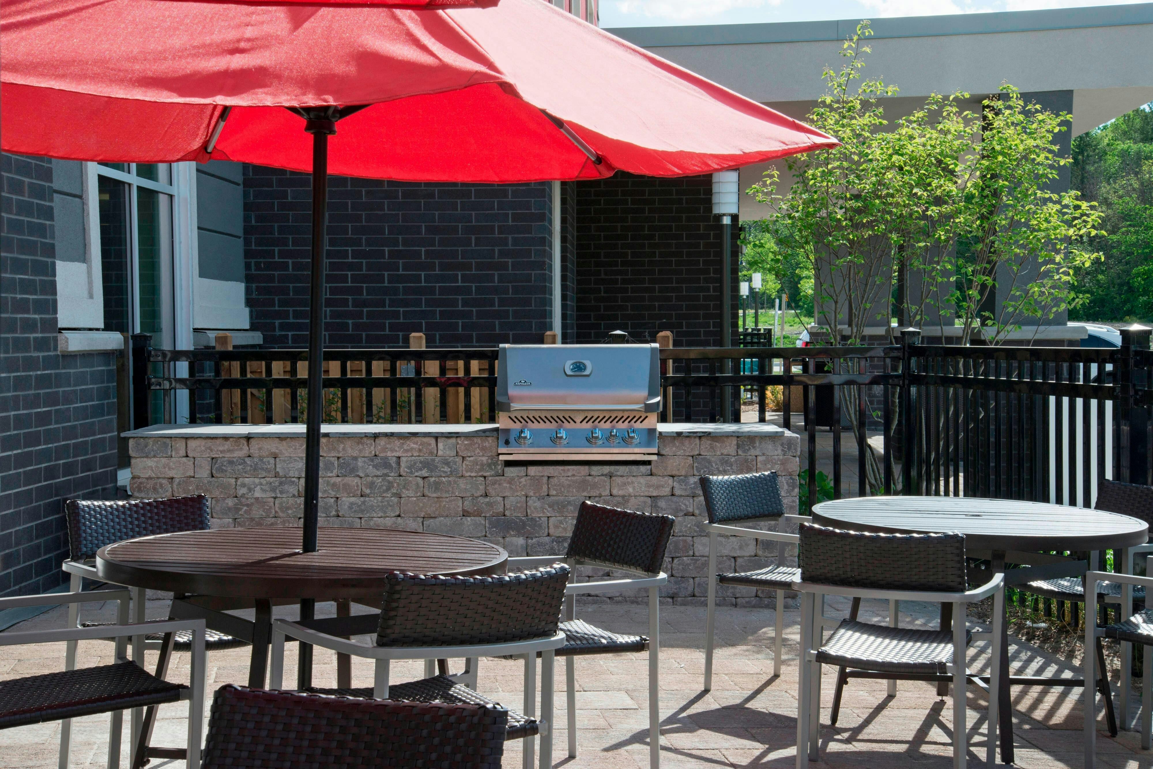 Towneplace Suites Ottawa Kanata 1/2