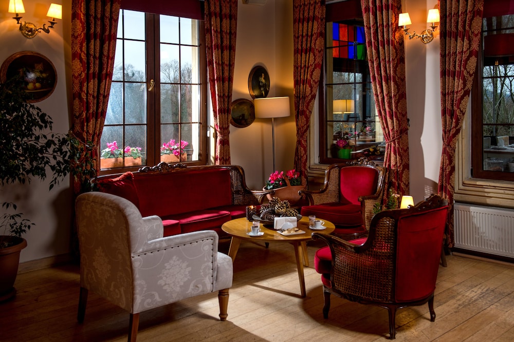 WINEPORT LODGE AGVA 57/84