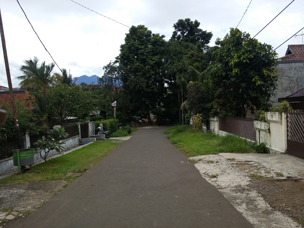 Gio Guesthouse Bogor 24/33