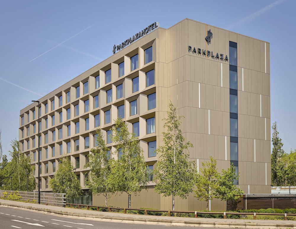 Park Plaza Park Royal 4/67