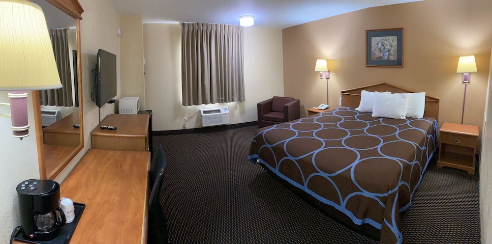 ROOM, SINGLE