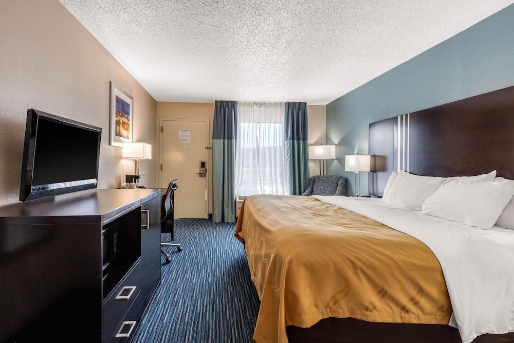 Quality Inn Gordonsville 14/32