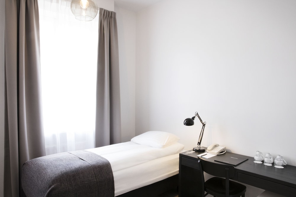 Fosshotel Raudara 34/55