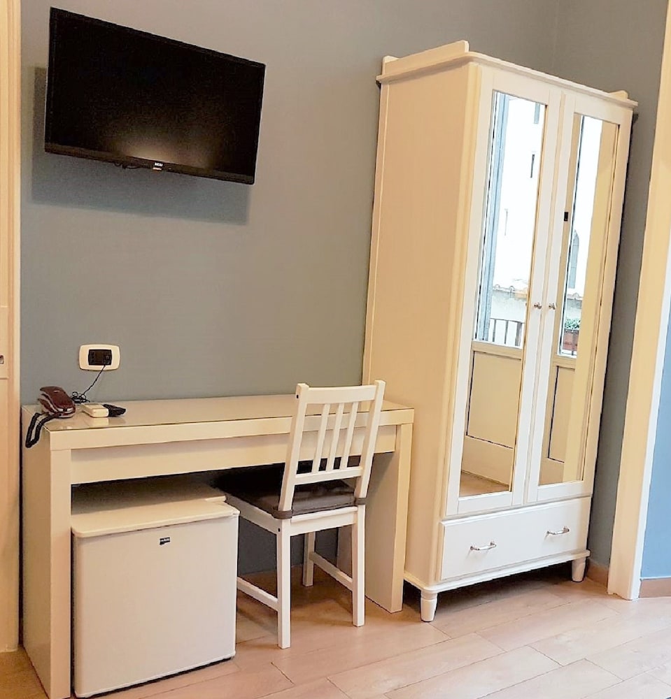 Hotel Meuble Santa Chiara Suite 37/48