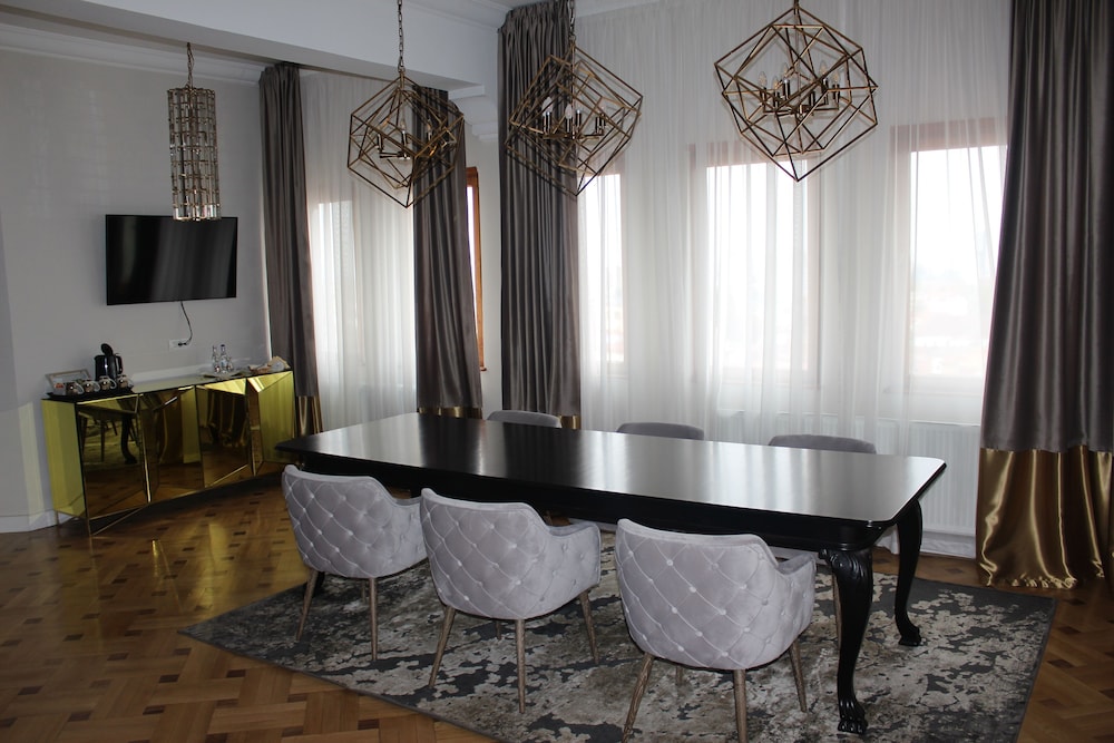 Hotel Casa Cranta 42/50
