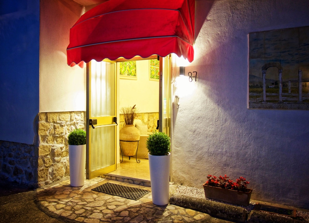Albergo Minturnae 30/49