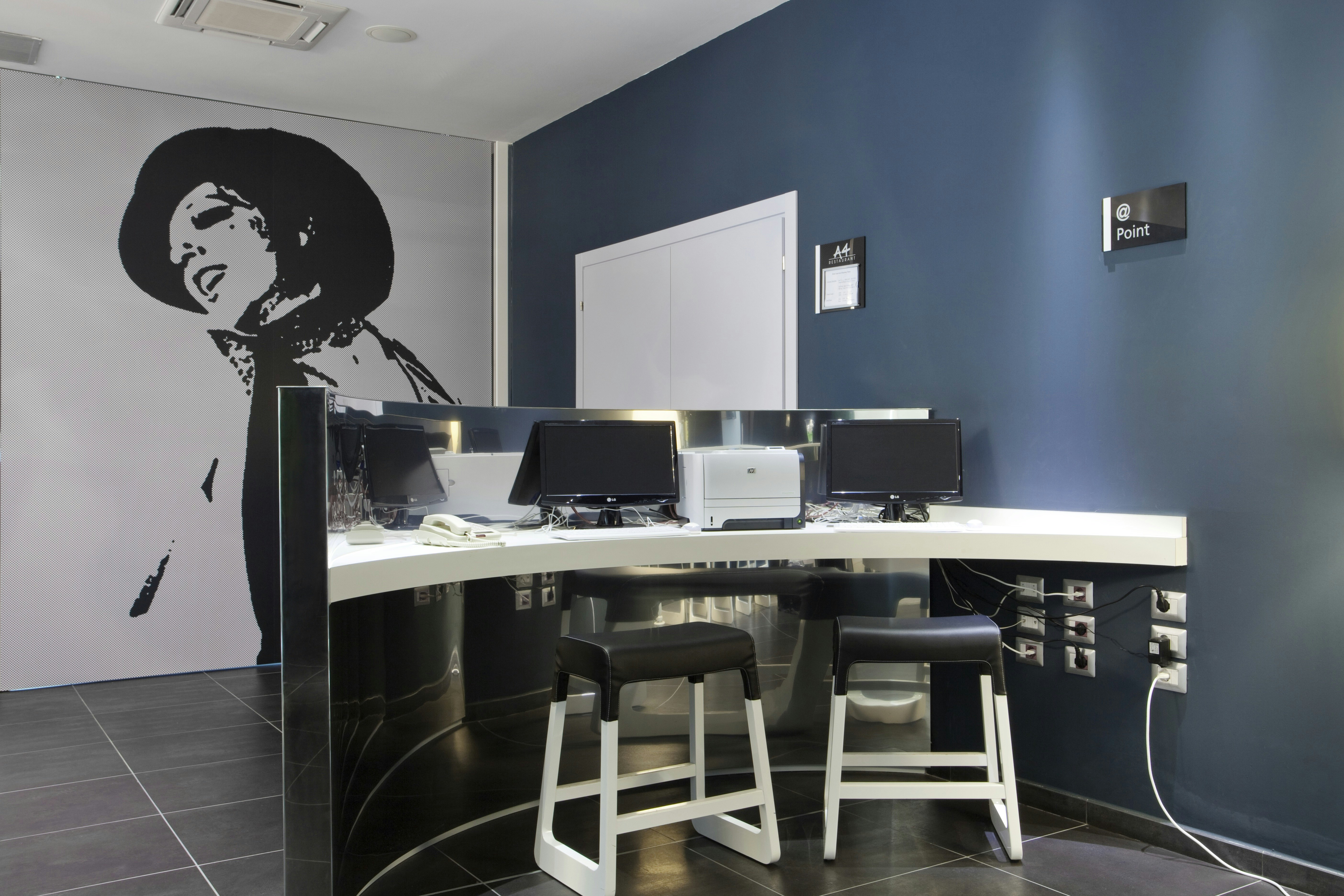 Holiday Inn Milan Nord Zara 61/66