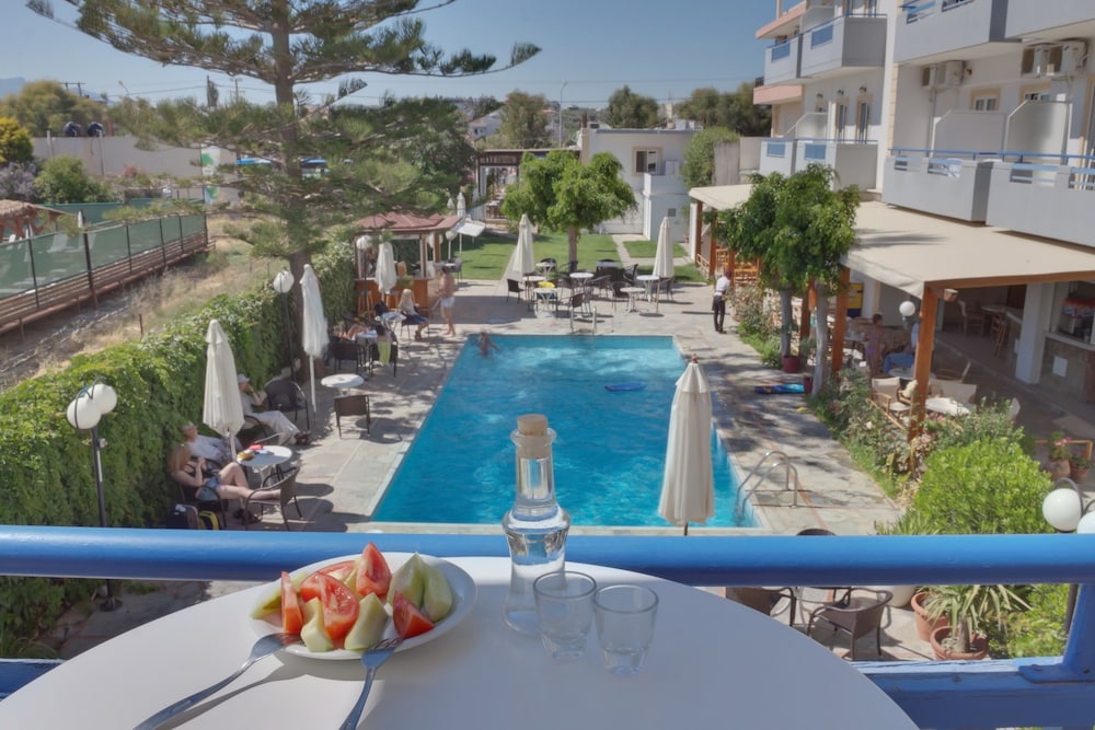 Marirena Hotel 29/41