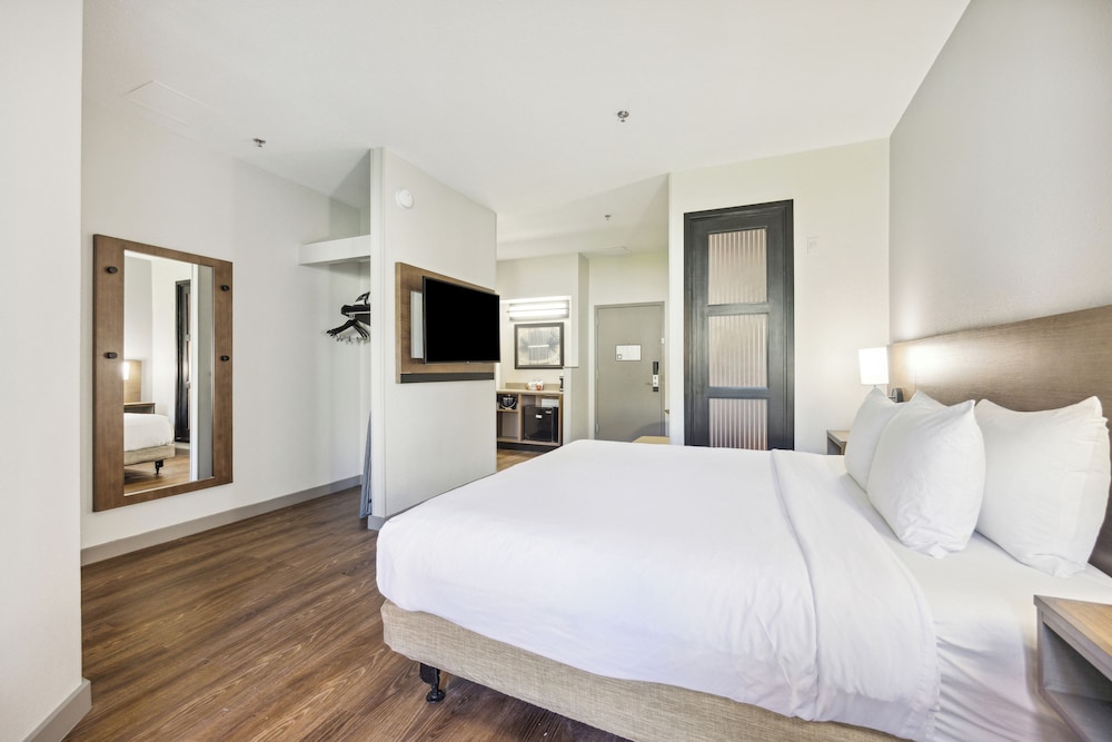 Hyatt Place San Antonio - Northwest/Medical Center 10/76