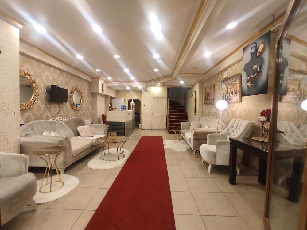 Sah Hotel 47/58