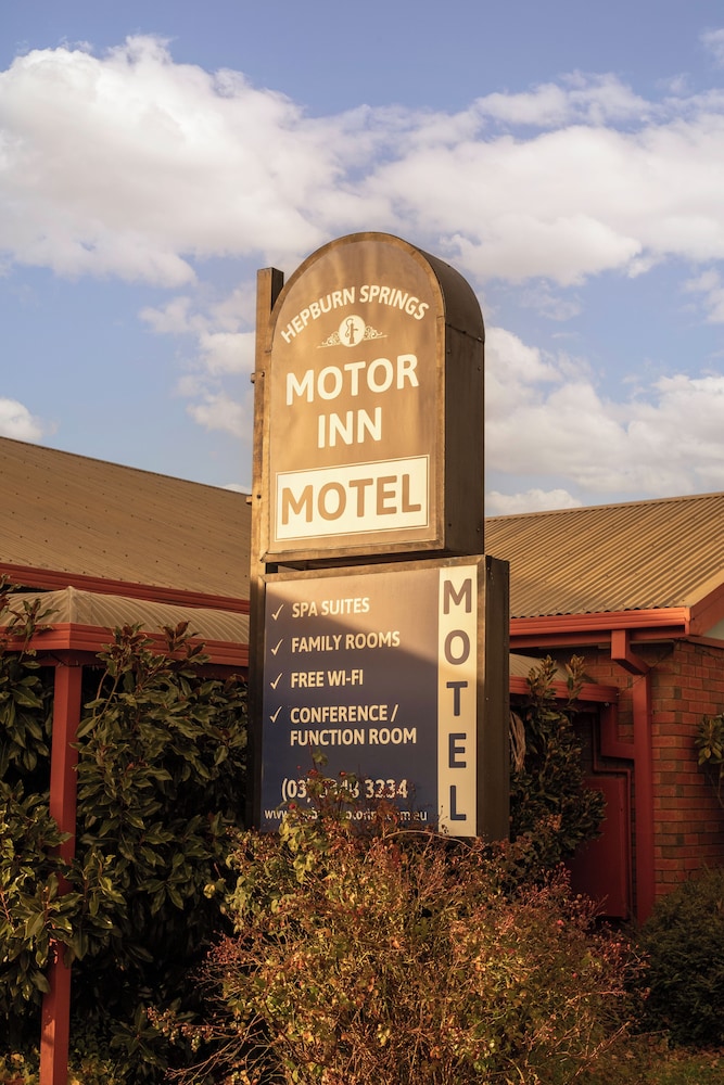 HEPBURN SPRINGS MOTOR INN 5/50