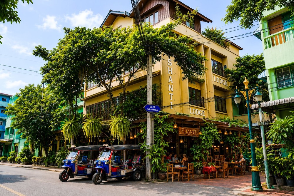Shanti Lodge Bangkok 59/70