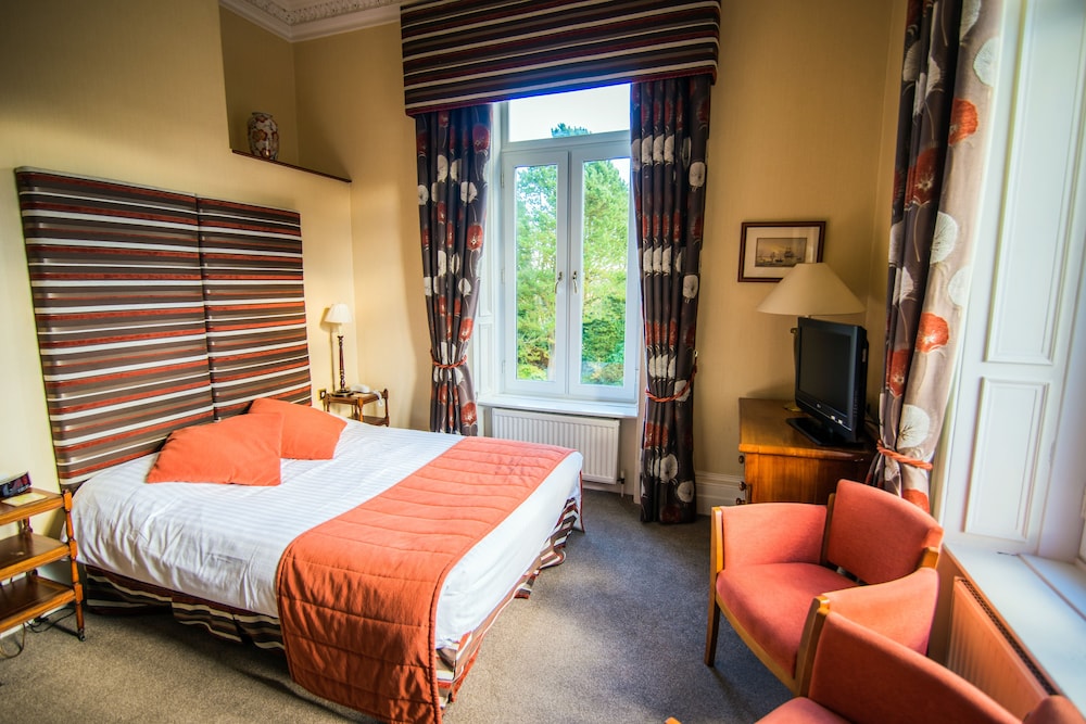 Astley Bank Hotel by Sunday 31/58