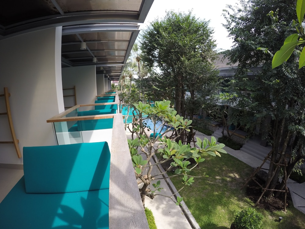 Bann Pantai Resort 8/69