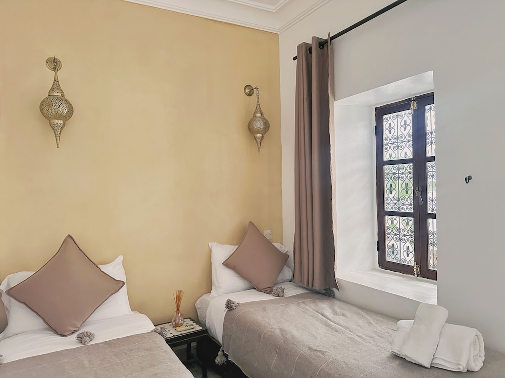 Riad 107 17/50