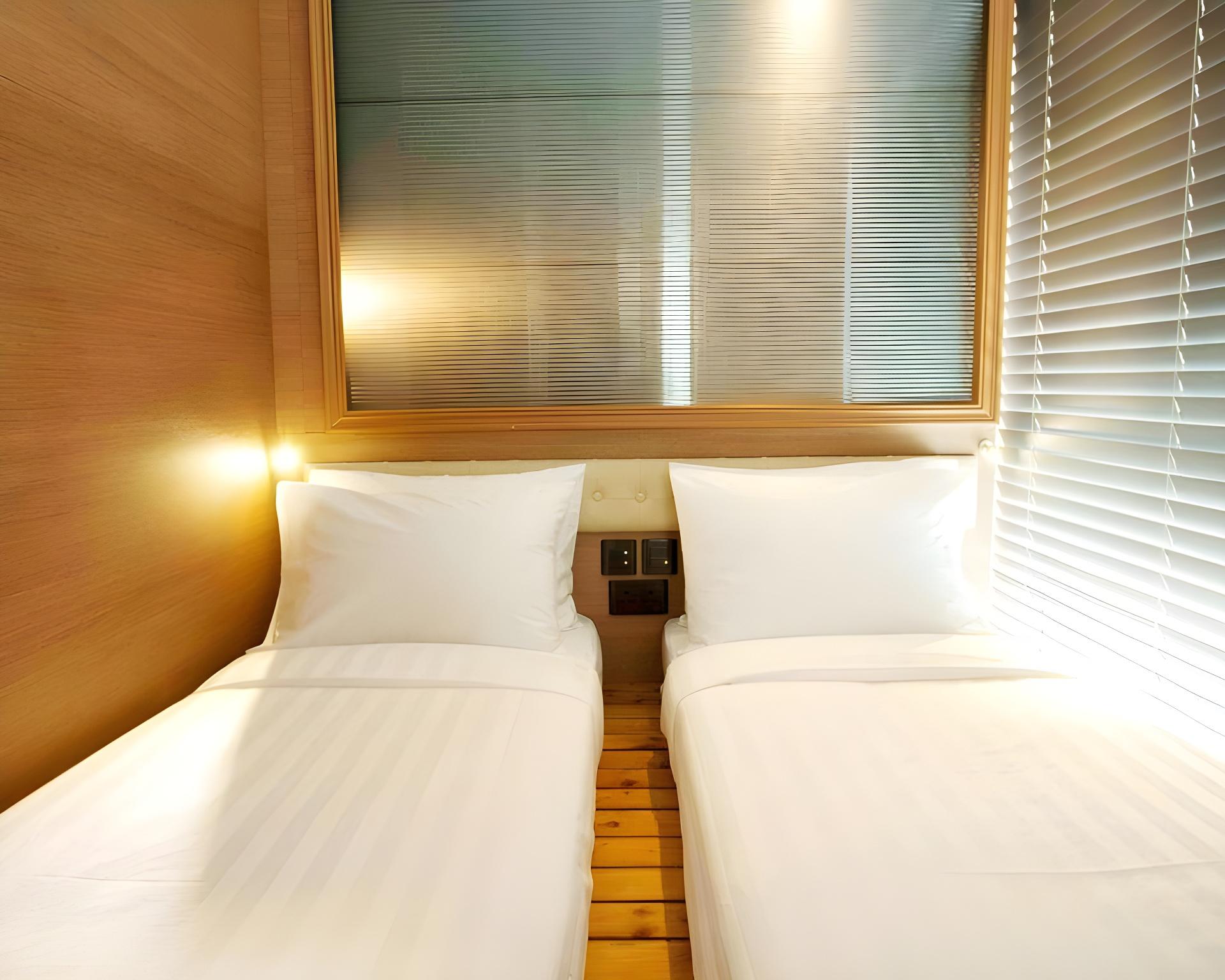 Adjoining, 2 Double Beds