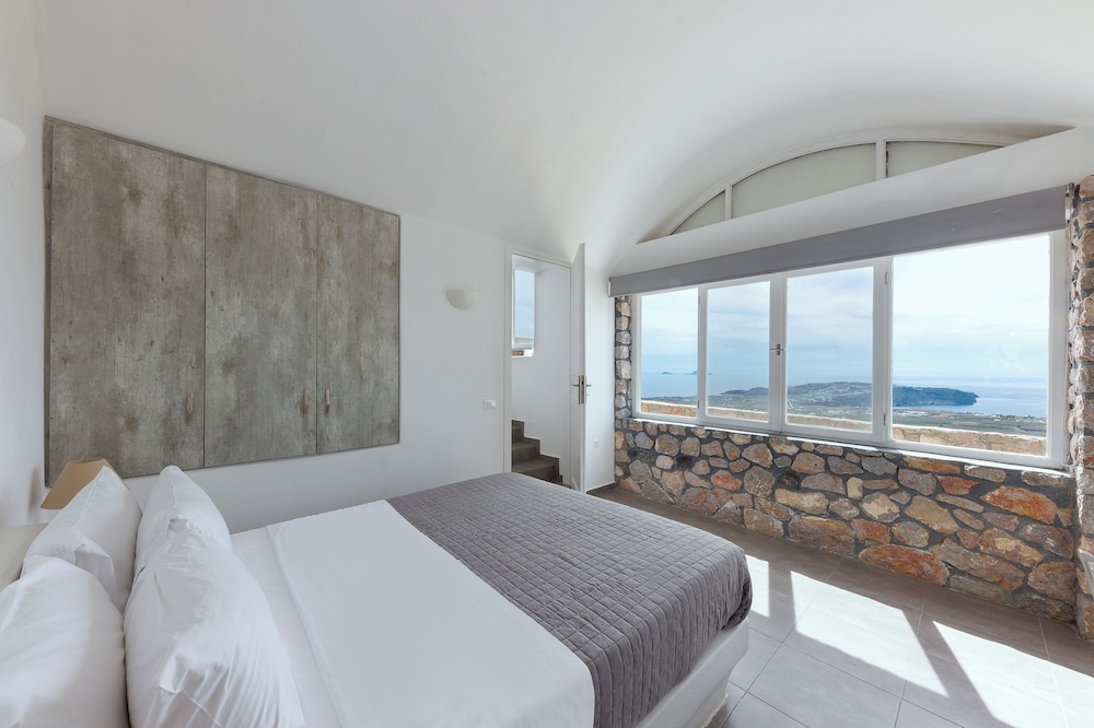 Zatrikion Villas Santorini 13/47