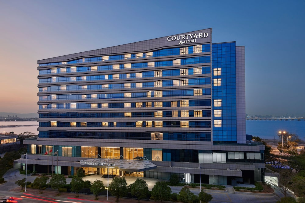 Courtyard by Marriott Xiamen Huli 1/50