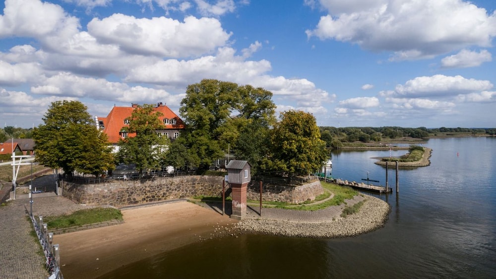 Zollenspieker Fahrhaus 49/50