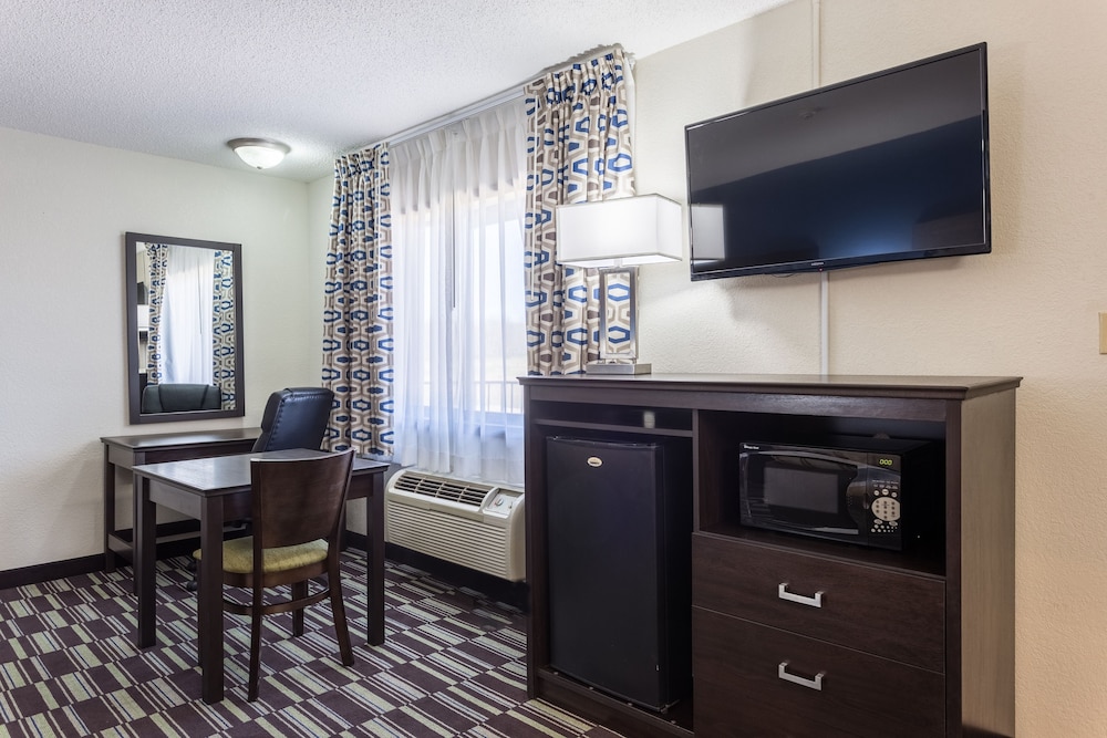 Quality Inn Farmington 18/21