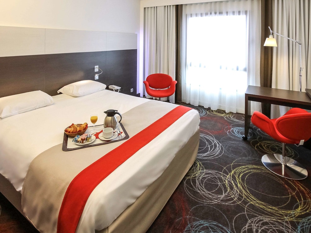 MERCURE NIORT MARAIS POITEVIN 12/50