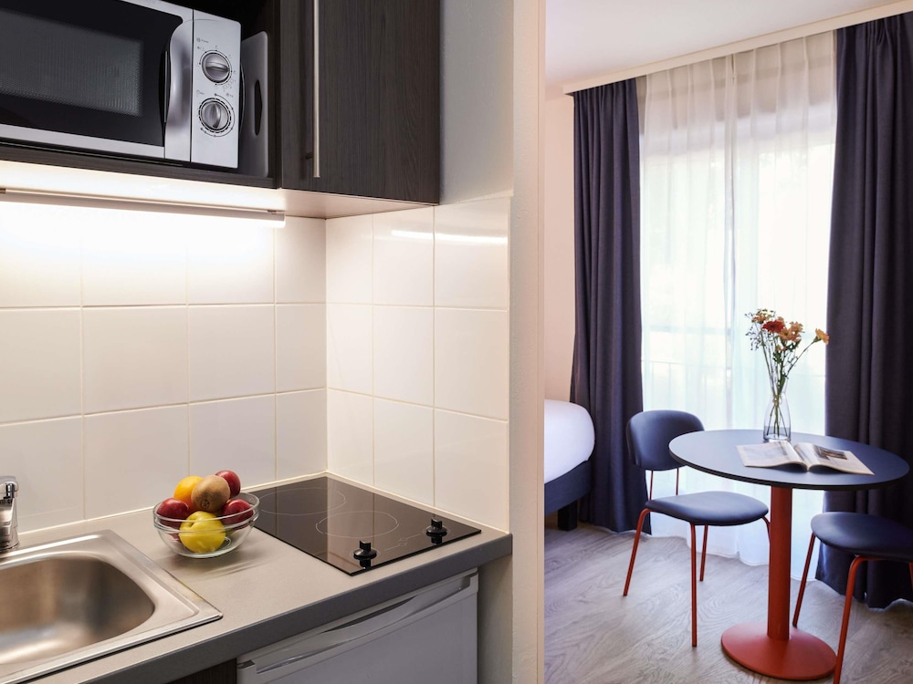Aparthotel Adagio Access Nantes Viarme 68/68