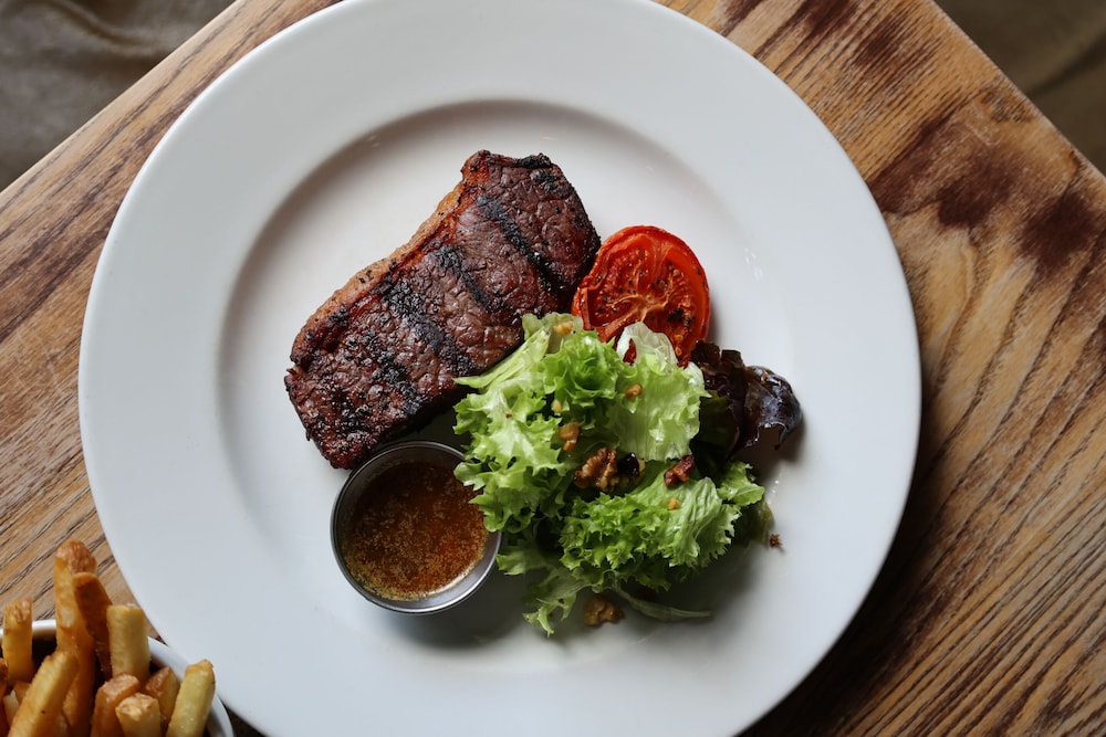 The Porterhouse Grill & Rooms 34/50