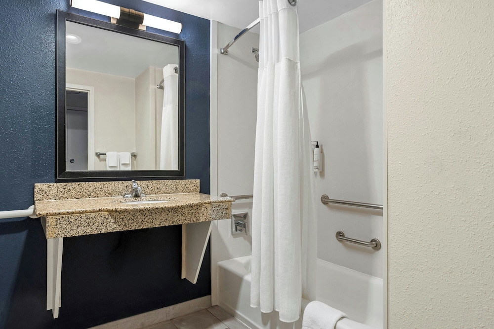 Fairfield Inn Suites By Marriott Hinesville Fort Stewart 49/50