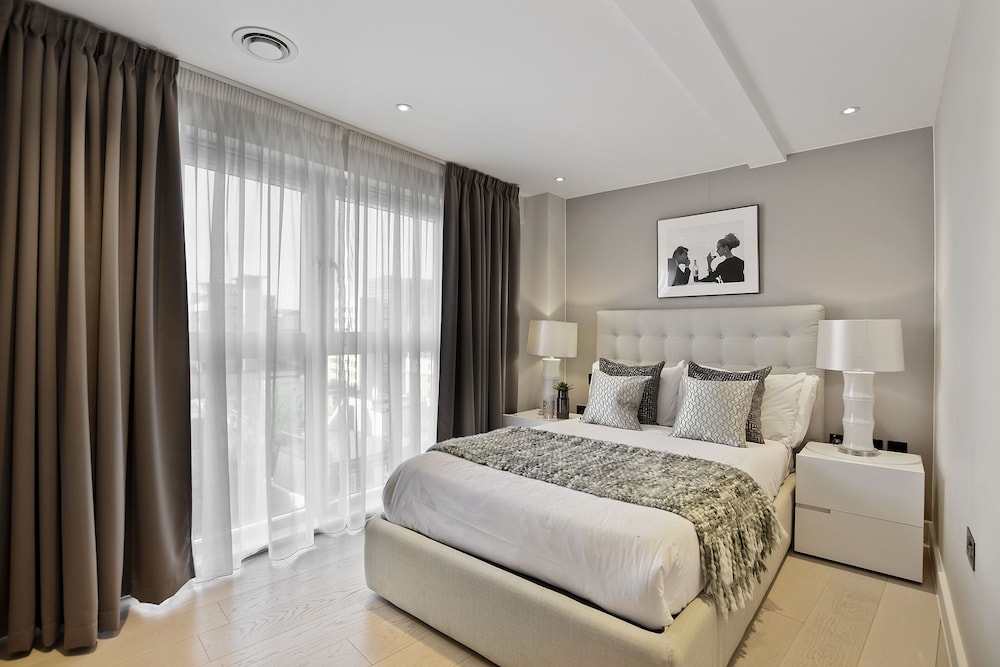 3 BEDROOMS, PREMIUM, APARTMENT