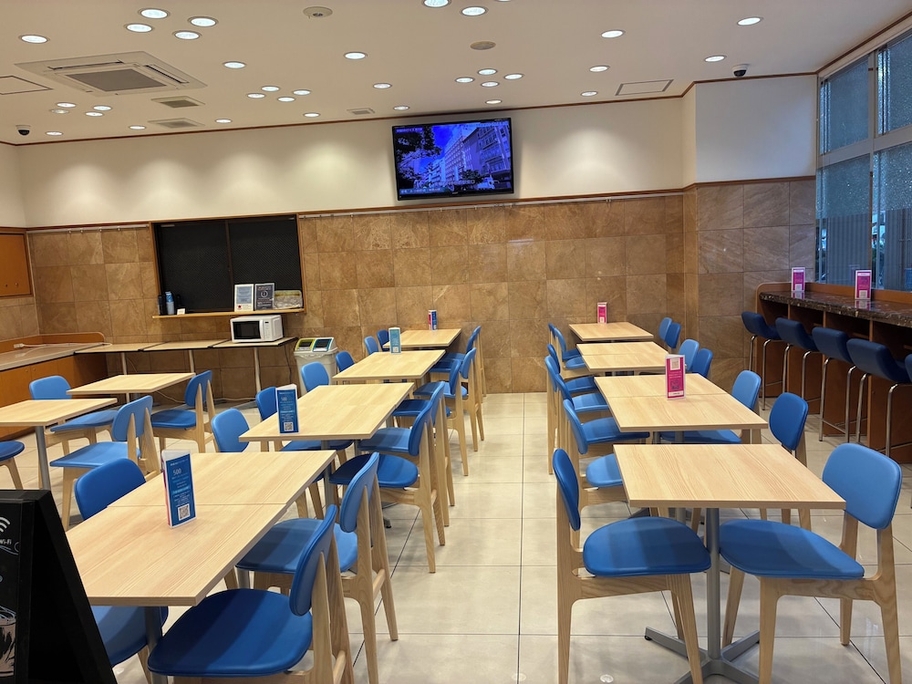 Toyoko Inn Osaka Namba Nishi 58/61