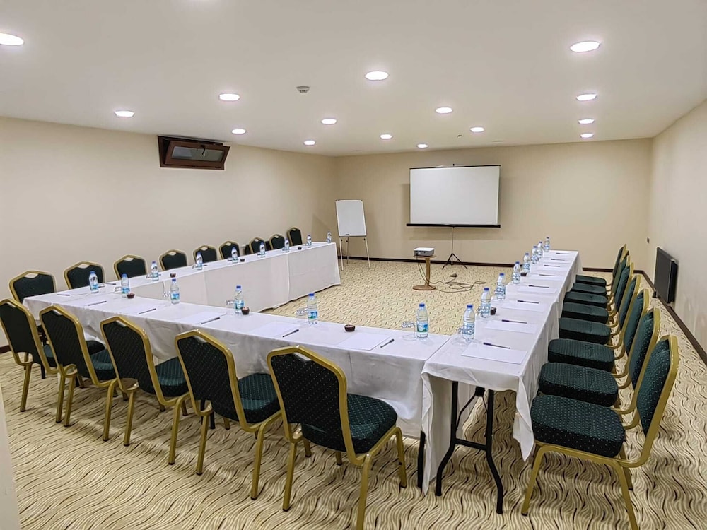Ankara Lxry Park Hotel 14/20