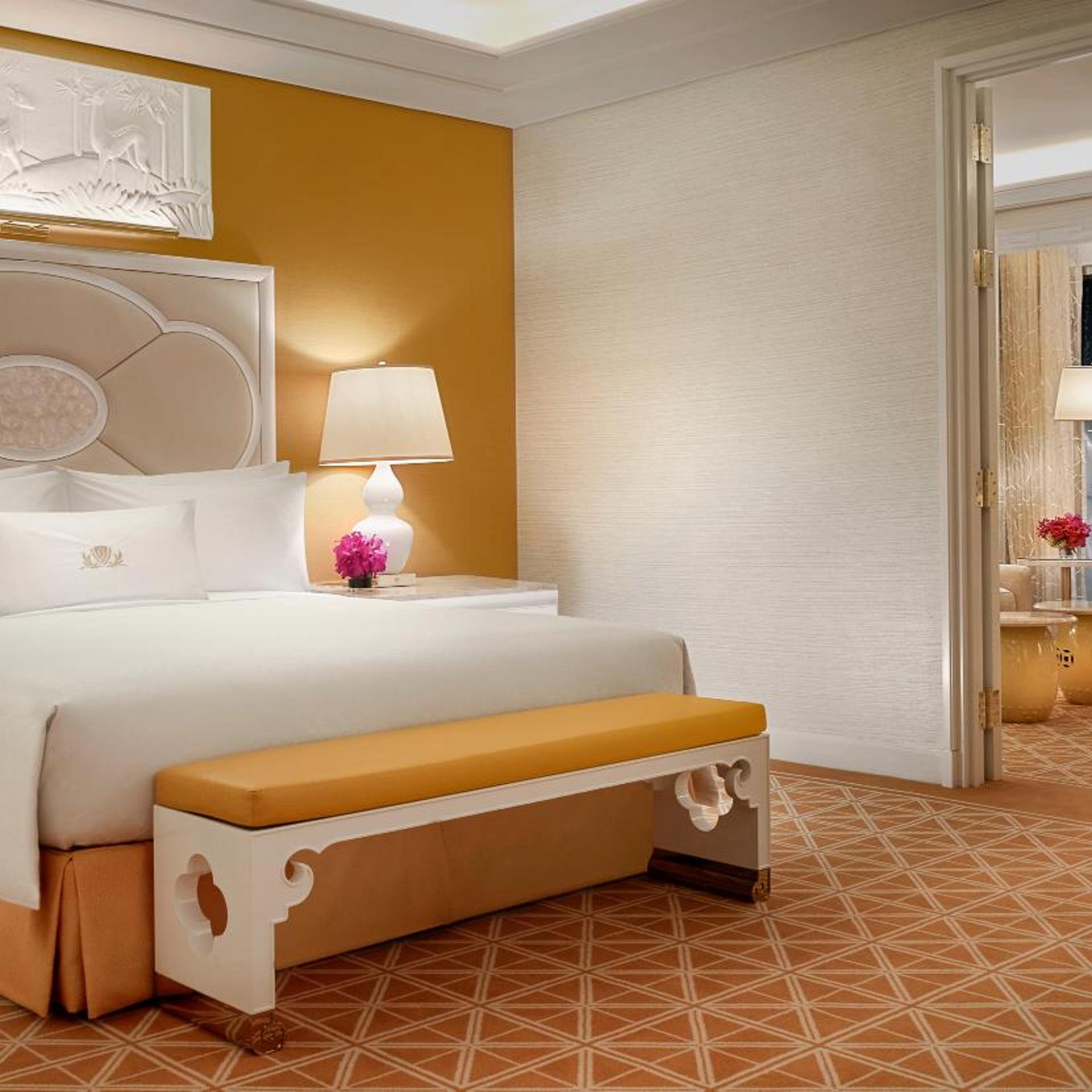 Fountain, Suite, King Bed