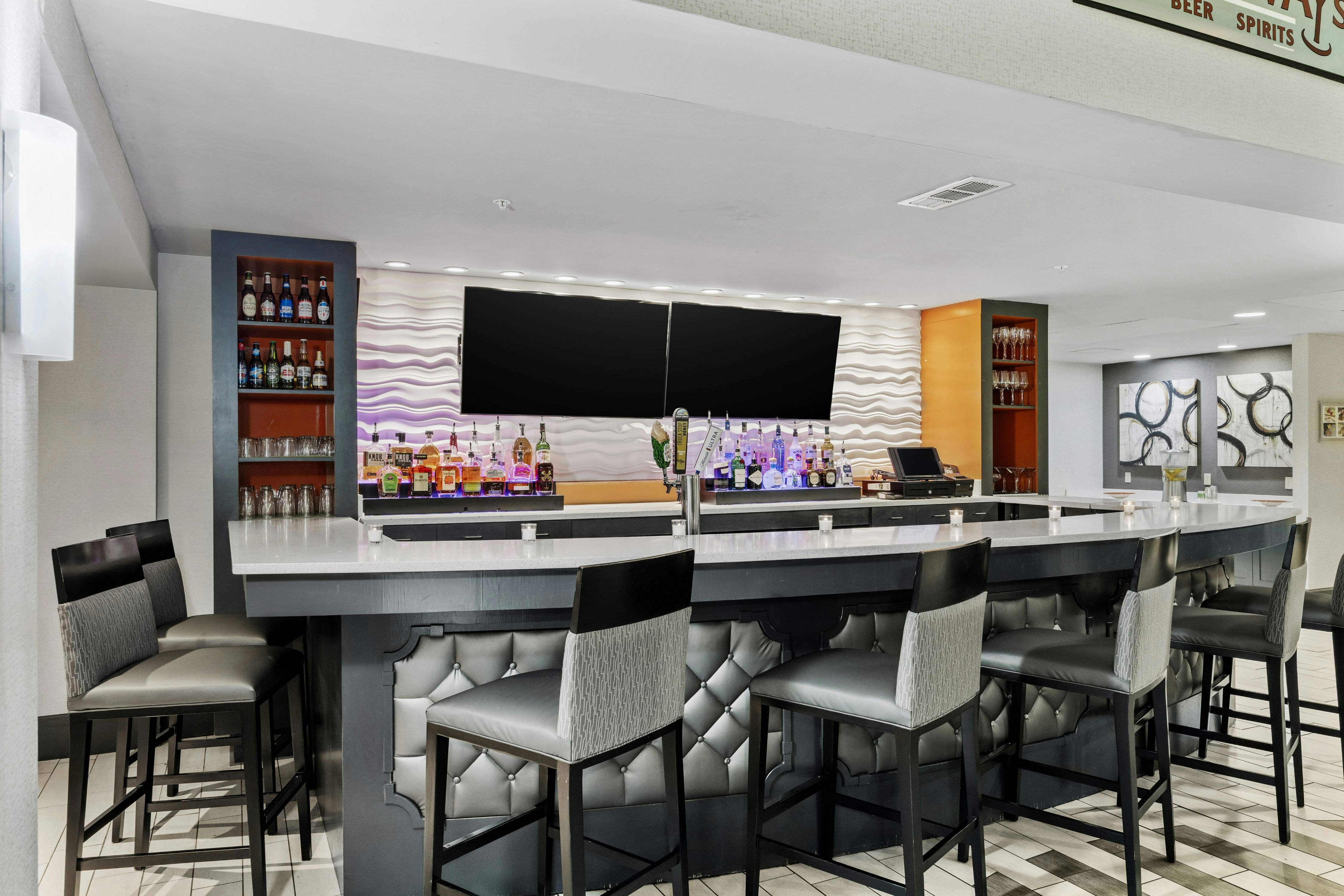 DoubleTree Suites by Hilton Hotel Huntsville South 22/36