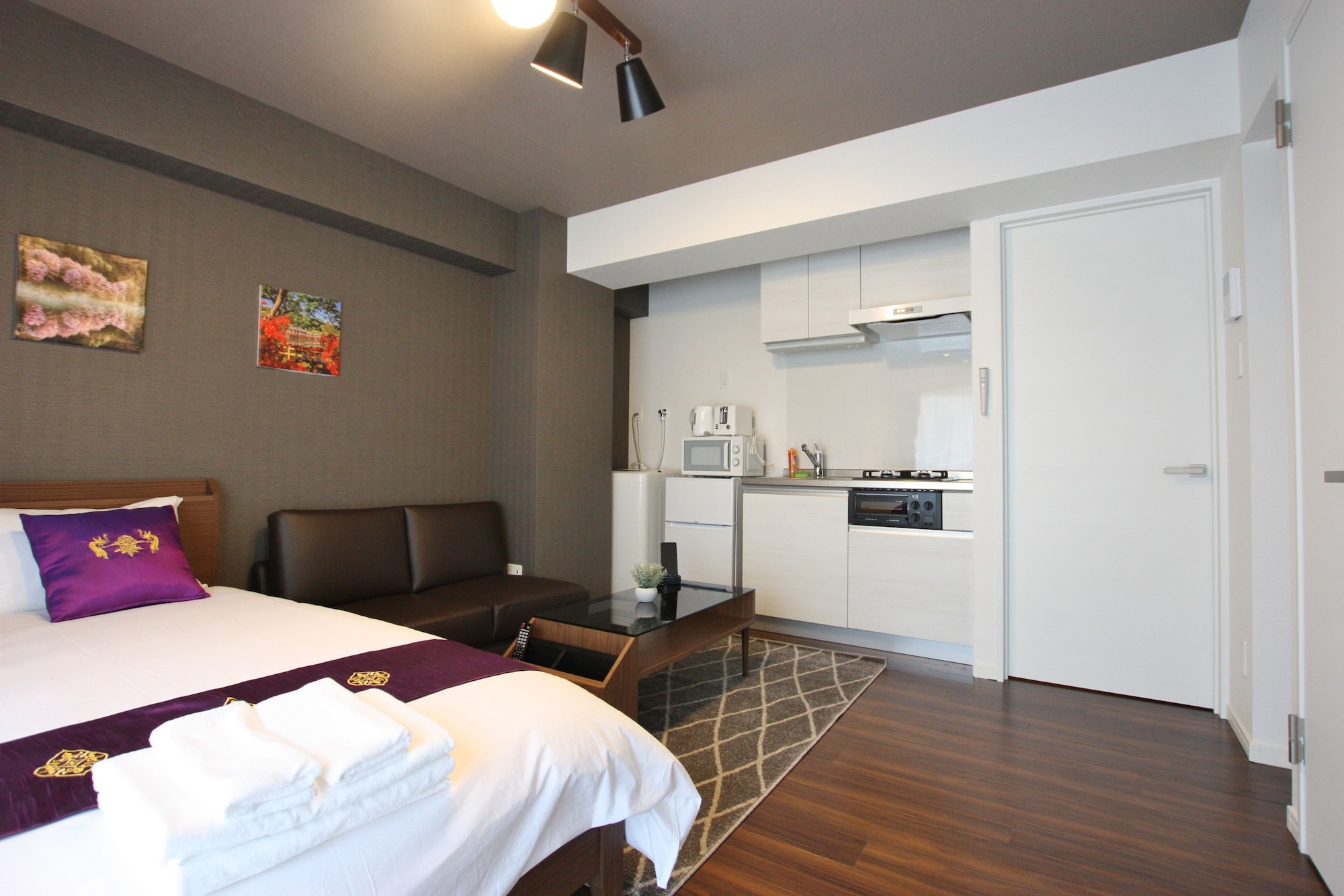 STUDIO, DOUBLE BED, NO ELEVATOR
