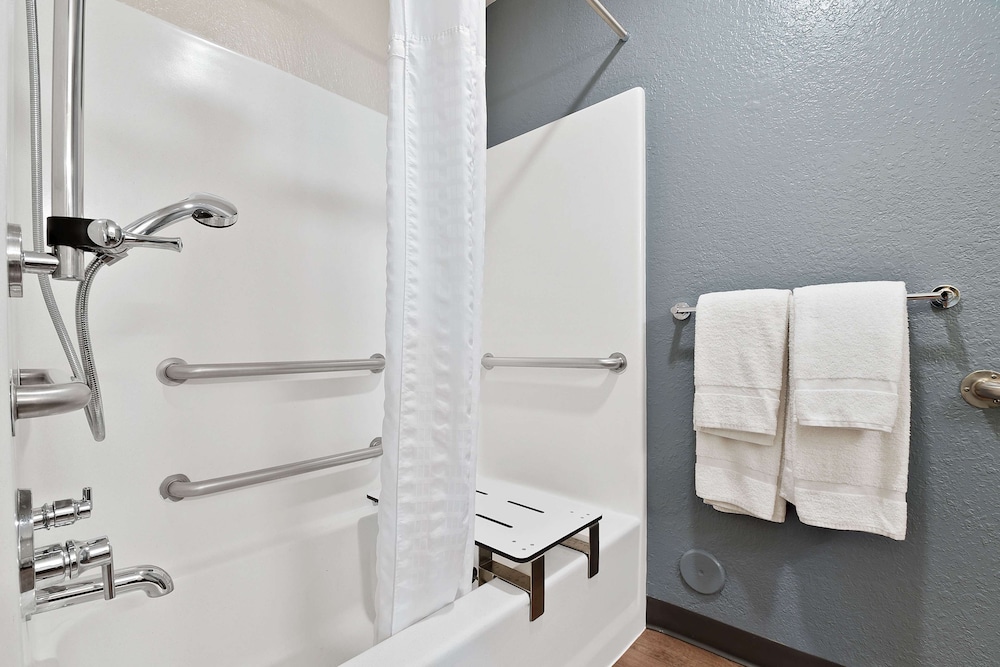Extended Stay America Miami Airport Doral 25th St 26/56