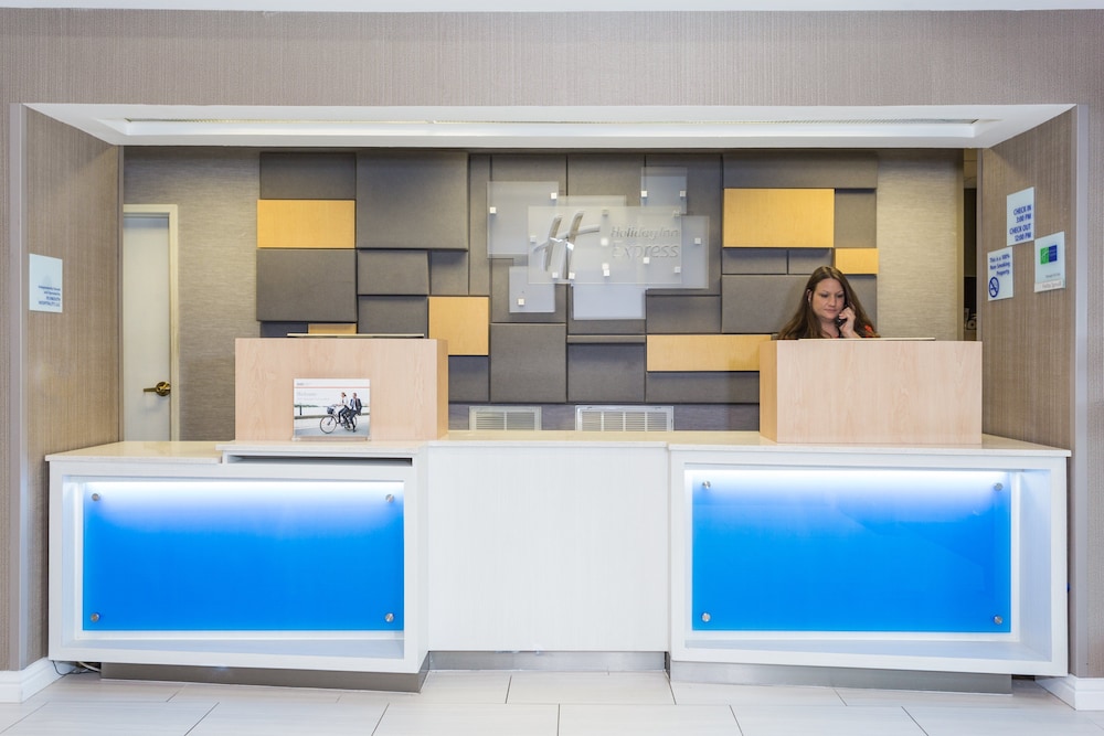 Holiday Inn Express Plymouth 13/54