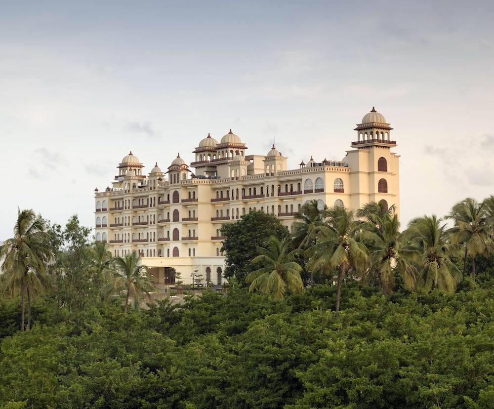 Uday Palace Navsari, a member of Radisson Individuals 9/59
